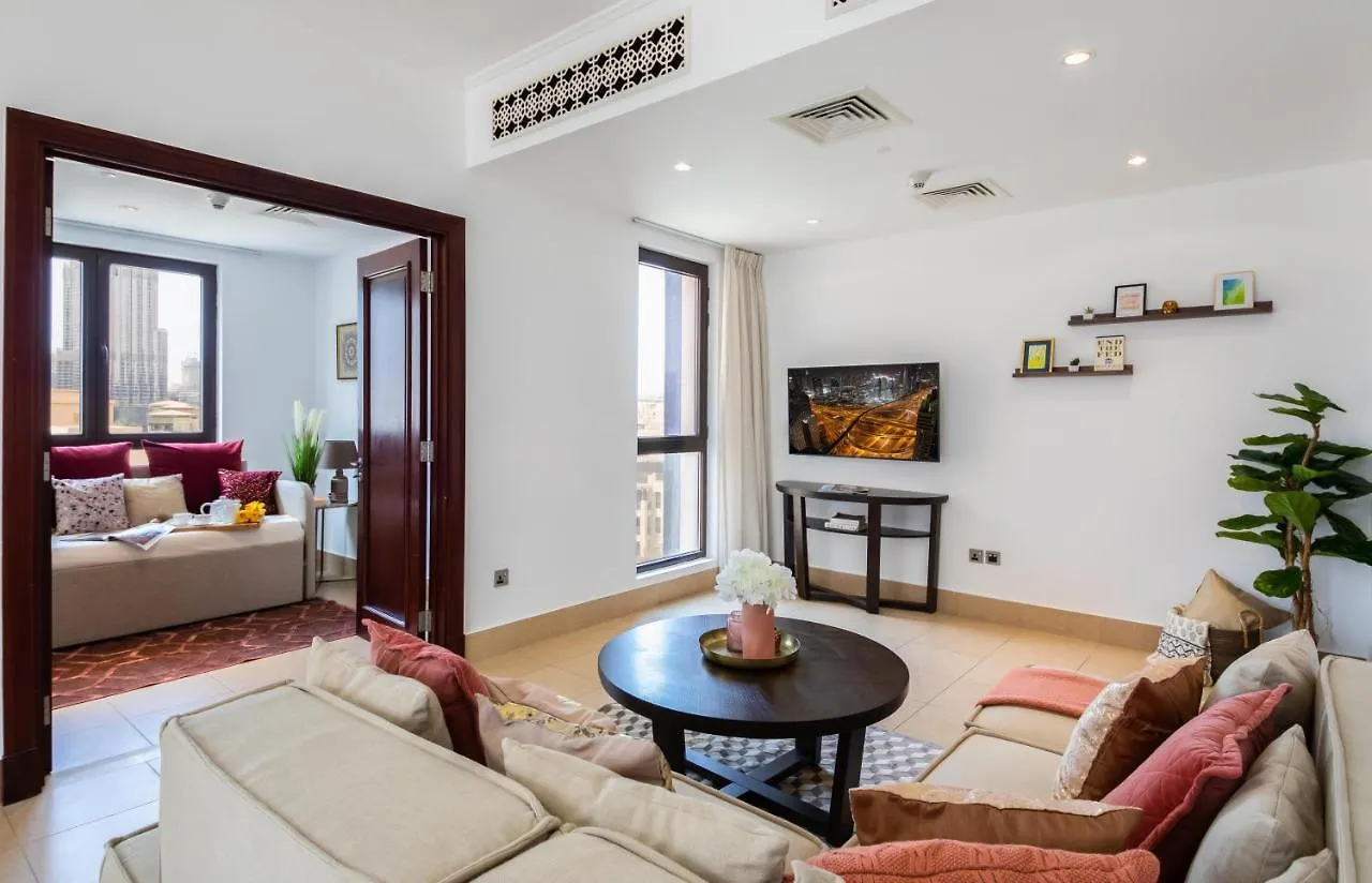 Maison Privee - Luxury Living Next To Dubai Mall & Burj Khalifa